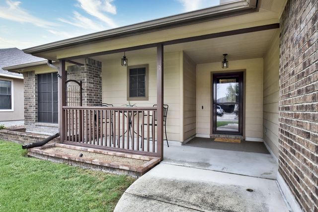2251 Hazelwood DR, New Braunfels, TX 78130