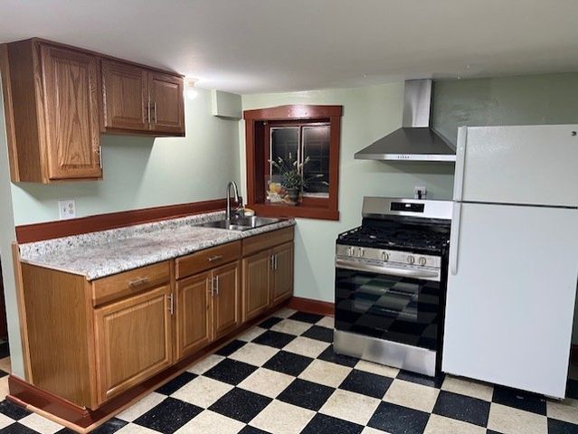 5017 N SAWYER Avenue, Chicago, IL 60625