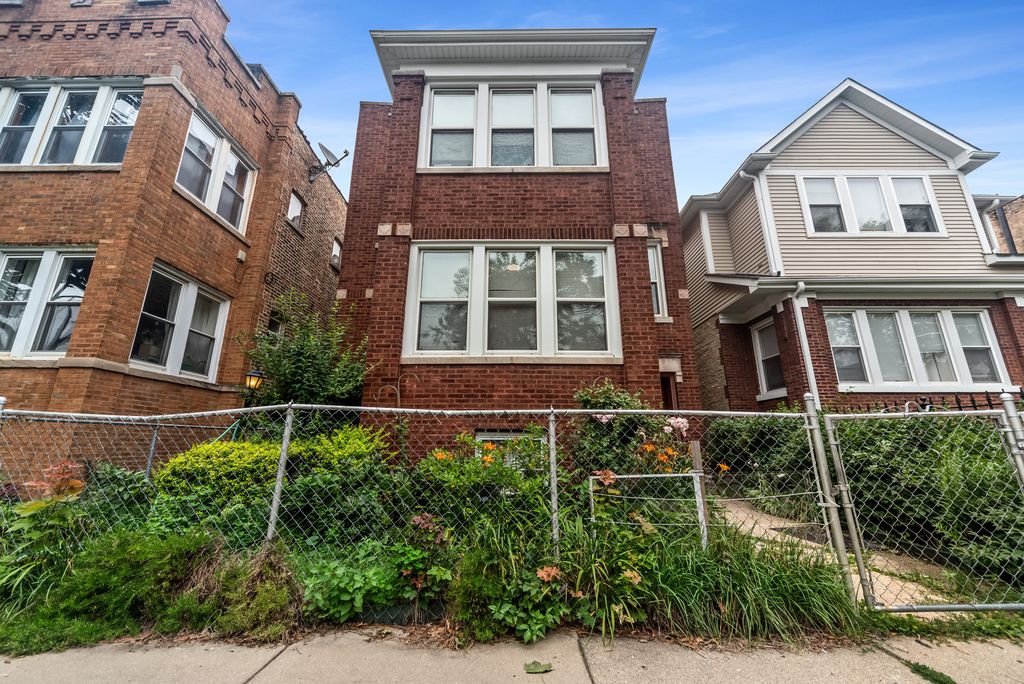 5017 N SAWYER Avenue, Chicago, IL 60625