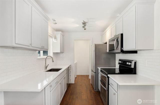 11950 SE 253rd Street, Kent, WA 98030