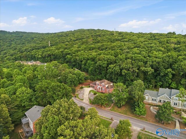 3032 Box Canyon Road SE, Huntsville, AL 35803