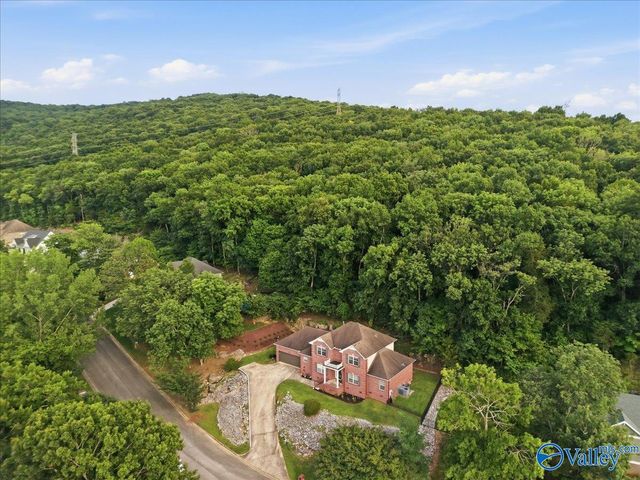 3032 Box Canyon Road SE, Huntsville, AL 35803