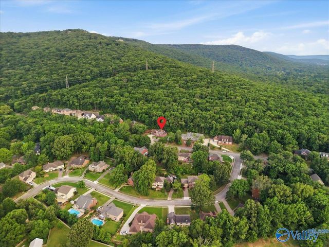 3032 Box Canyon Road SE, Huntsville, AL 35803