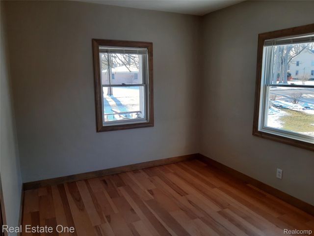 1850 + 1852 Ward Road, Bloomfield Charter Township, MI 48302