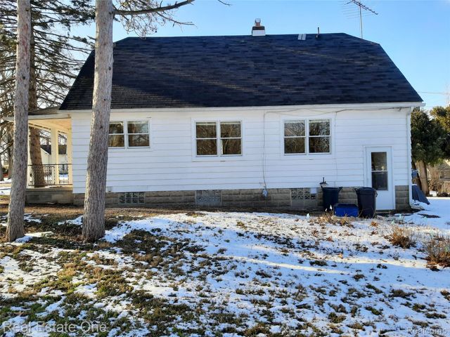 1850 + 1852 Ward Road, Bloomfield Charter Township, MI 48302