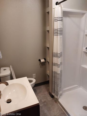 1850 + 1852 Ward Road, Bloomfield Charter Township, MI 48302