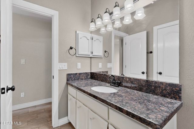 1365 DESERT CANYON Drive, El Paso, TX 79912