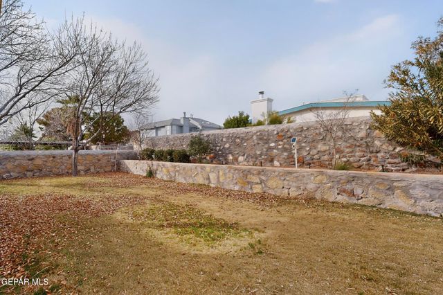 1365 DESERT CANYON Drive, El Paso, TX 79912