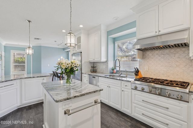 209 N CHECKERBERRY Way, St. Johns, FL 32259