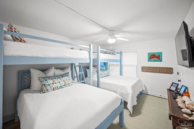 16777 Perdido Key Dr 504, Pensacola, FL 32507