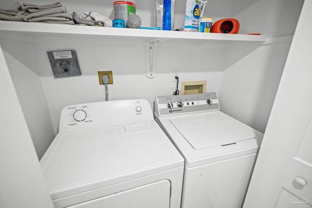 16777 Perdido Key Dr 504, Pensacola, FL 32507