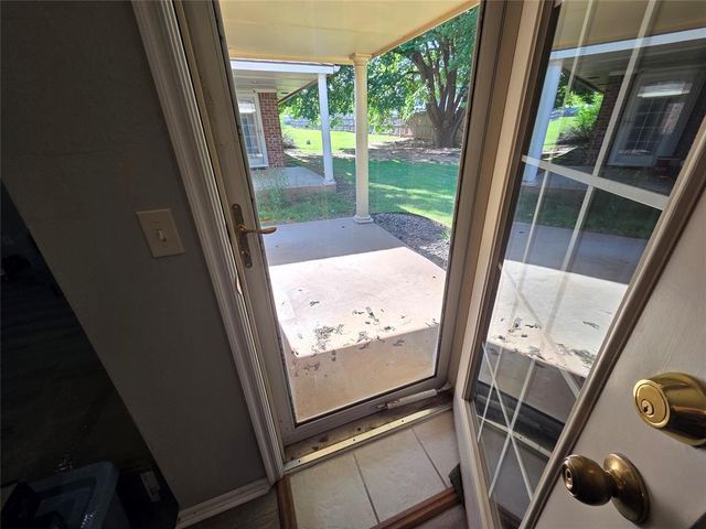 11719 Hollyrock Court, Oklahoma City, OK 73099