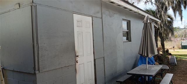 555-565 LEE ROAD, Jacksonville, FL 32225