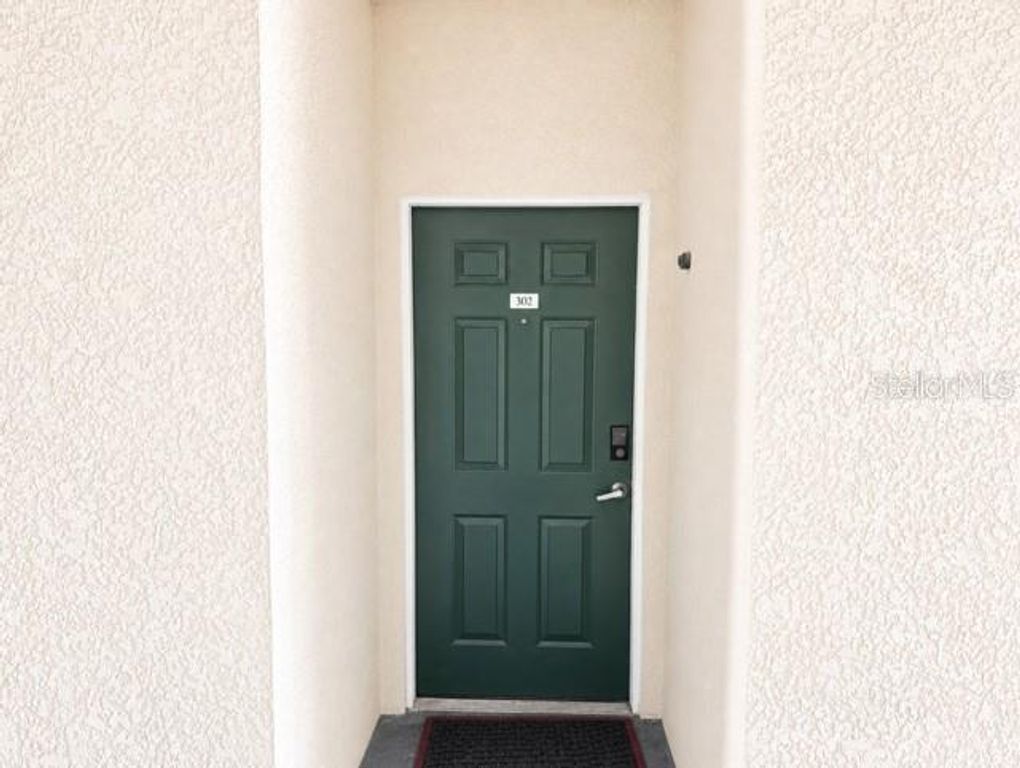 17102 CARRINGTON PARK DRIVE 302, Tampa, FL 33647