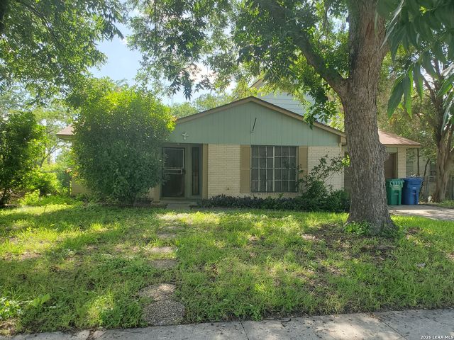 427 WONDER PKWY, San Antonio, TX 78213