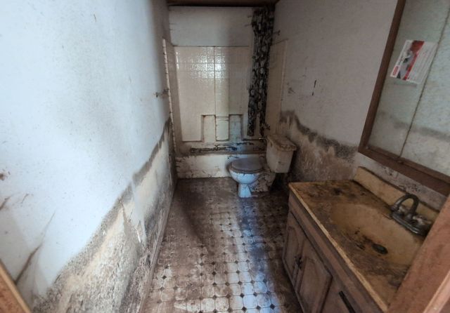 525 W 2nd Street S, Newton, IA 50208