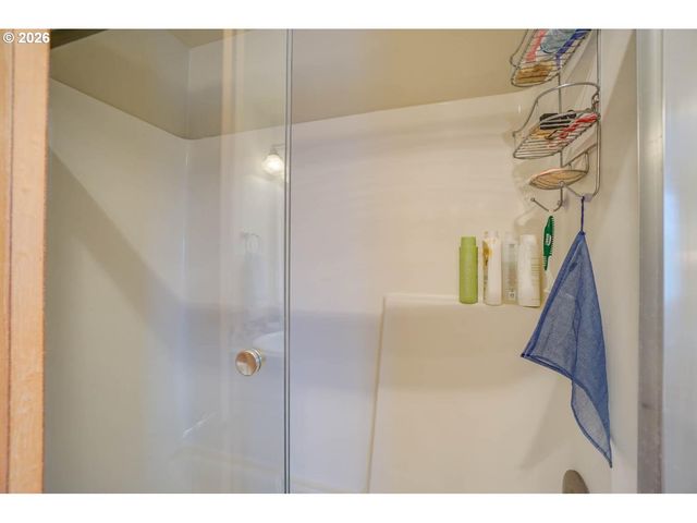 2107 N 5TH Way, Ridgefield, WA 98642