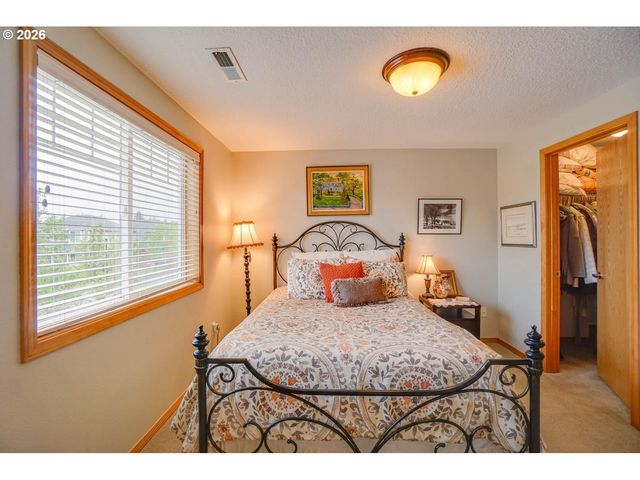 2107 N 5TH Way, Ridgefield, WA 98642