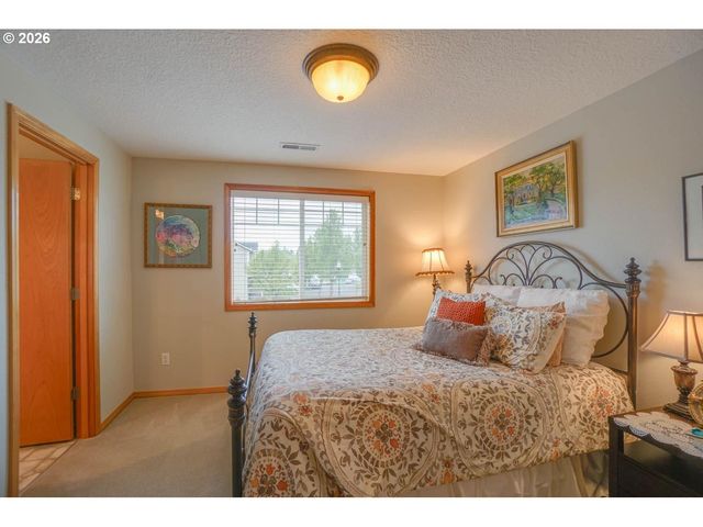 2107 N 5TH Way, Ridgefield, WA 98642