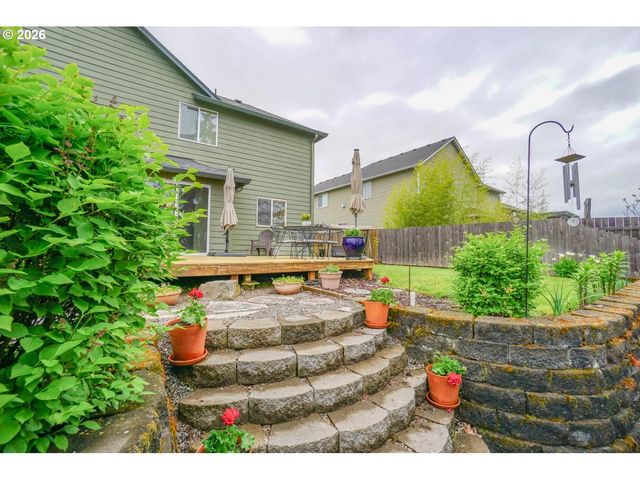 2107 N 5TH Way, Ridgefield, WA 98642