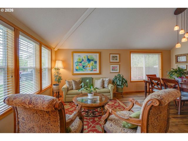 2107 N 5TH Way, Ridgefield, WA 98642