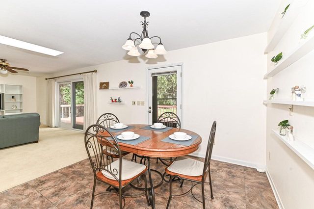 917 Howard STREET, Waukesha, WI 53188