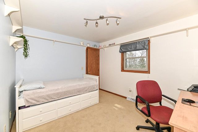 917 Howard STREET, Waukesha, WI 53188