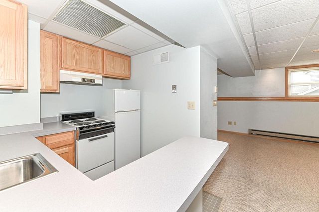 917 Howard STREET, Waukesha, WI 53188