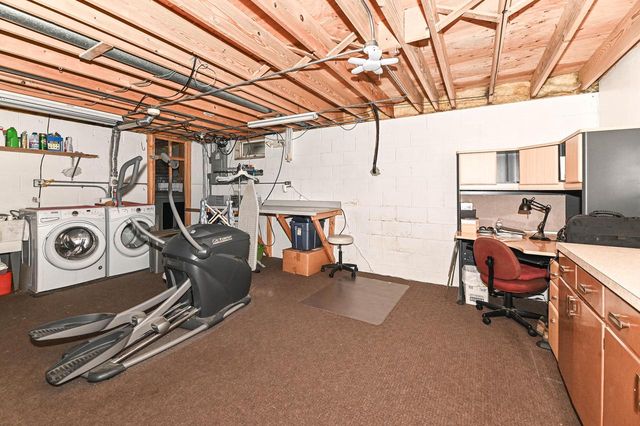 917 Howard STREET, Waukesha, WI 53188