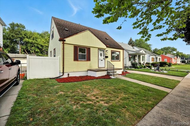 7445 Rockdale, Redford, MI 48239