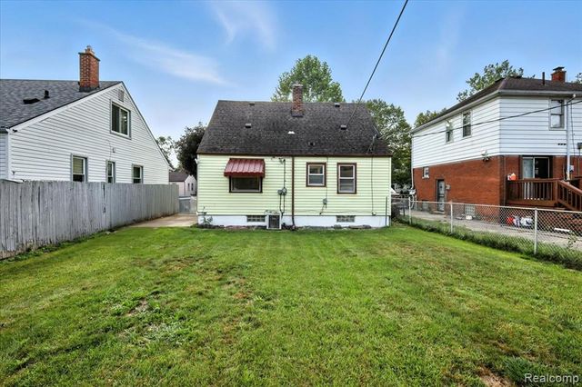 7445 Rockdale, Redford, MI 48239