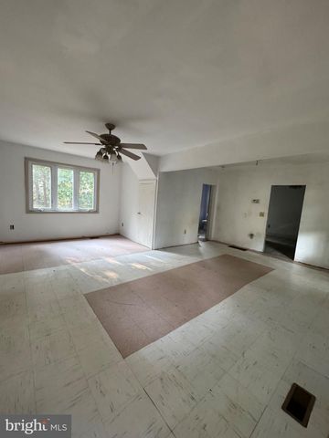 79 W 2ND AVE, Pine Hill, NJ 08021