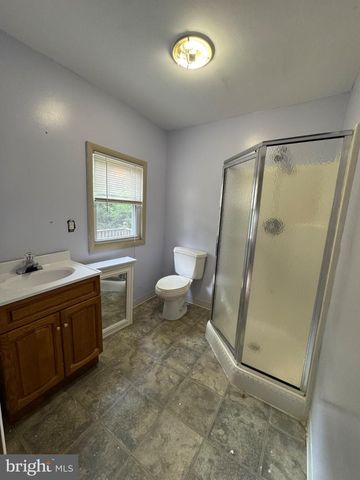 79 W 2ND AVE, Pine Hill, NJ 08021