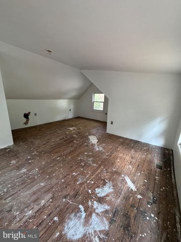79 W 2ND AVE, Pine Hill, NJ 08021