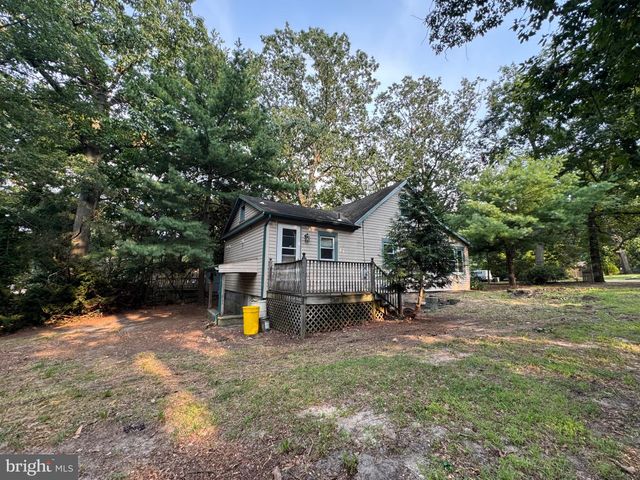 79 W 2ND AVE, Pine Hill, NJ 08021