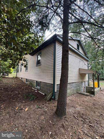 79 W 2ND AVE, Pine Hill, NJ 08021