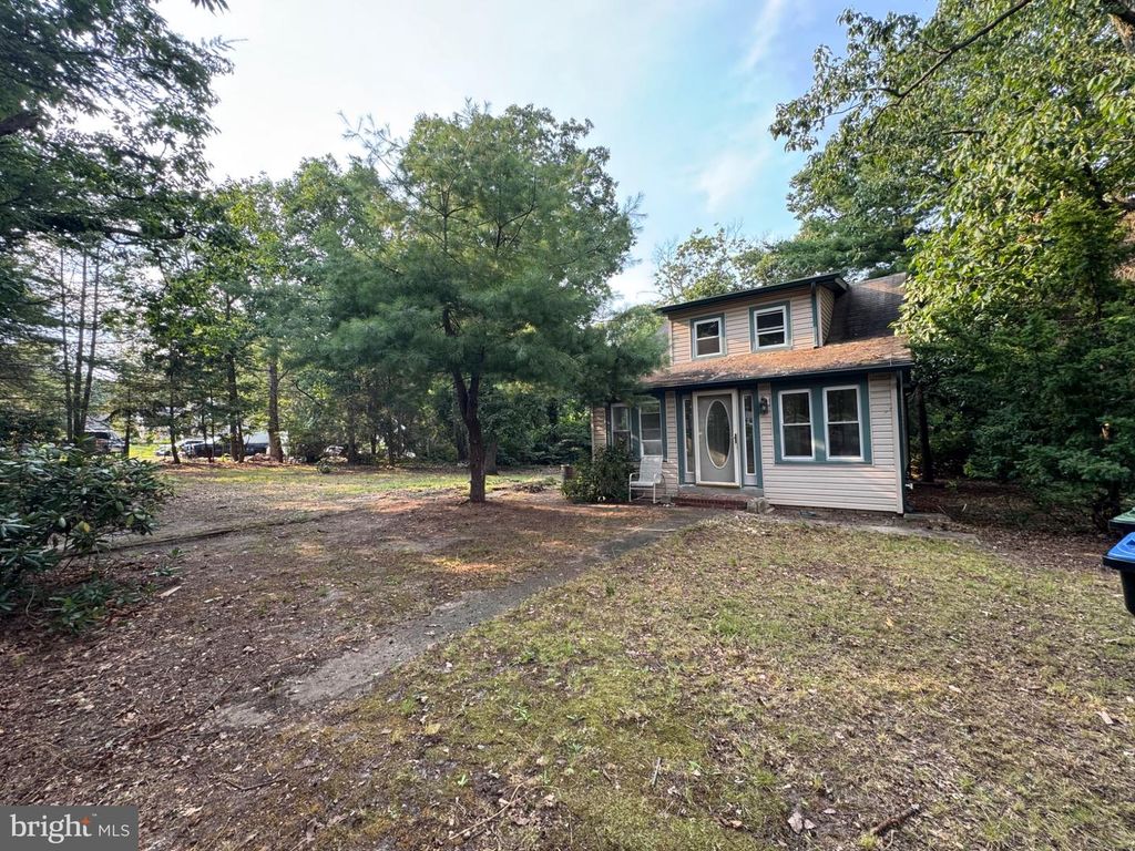 79 W 2ND AVE, Pine Hill, NJ 08021