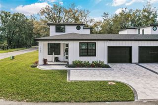 1000 FARMSTEAD STREET, Eustis, FL 32736