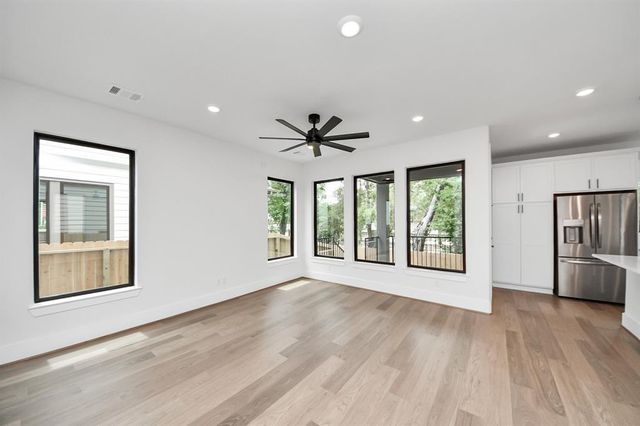 405 Forest Reserve Place, Houston, TX 77079