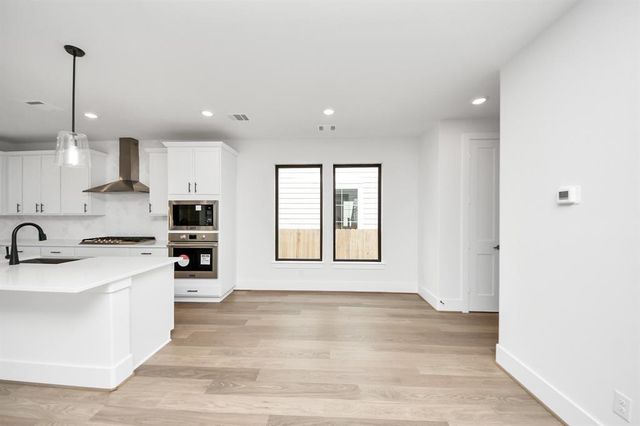 405 Forest Reserve Place, Houston, TX 77079