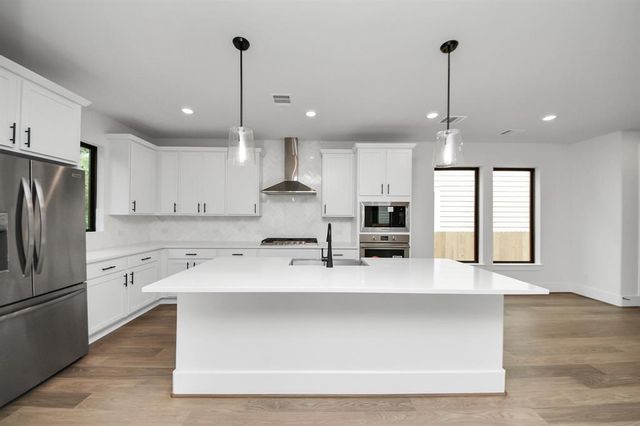 405 Forest Reserve Place, Houston, TX 77079
