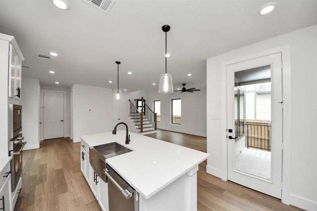 405 Forest Reserve Place, Houston, TX 77079