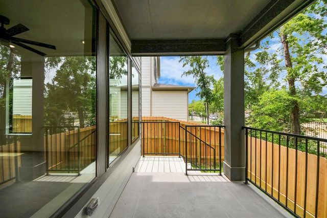 405 Forest Reserve Place, Houston, TX 77079