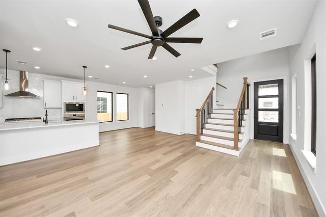 405 Forest Reserve Place, Houston, TX 77079