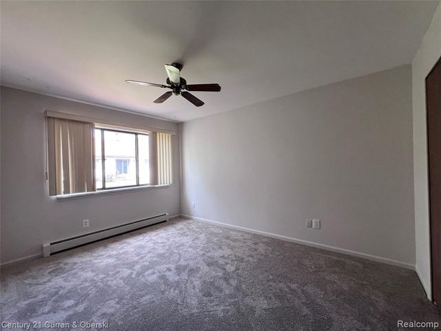 61958 Ticonderoga Drive, South Lyon, MI 48178