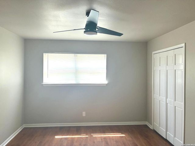 11843 Braesview Apt 701, San Antonio, TX 78213