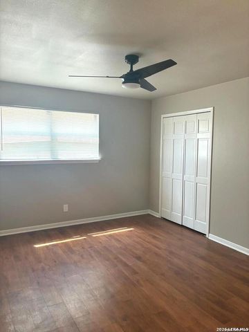 11843 Braesview Apt 701, San Antonio, TX 78213
