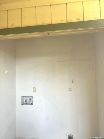 11843 Braesview Apt 701, San Antonio, TX 78213