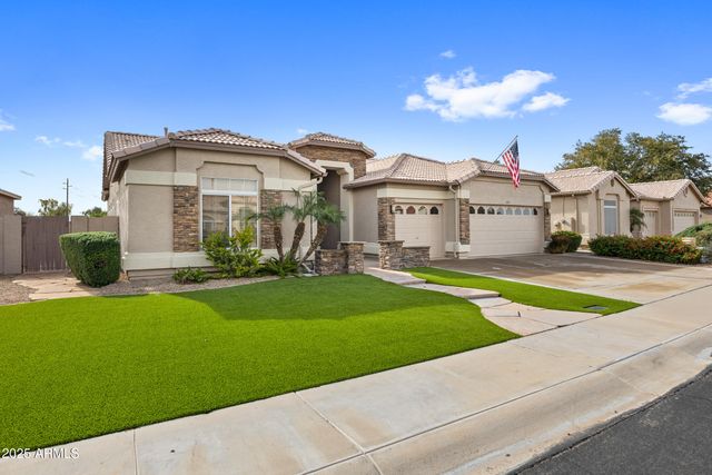 269 W EL FREDA Road, Tempe, AZ 85284