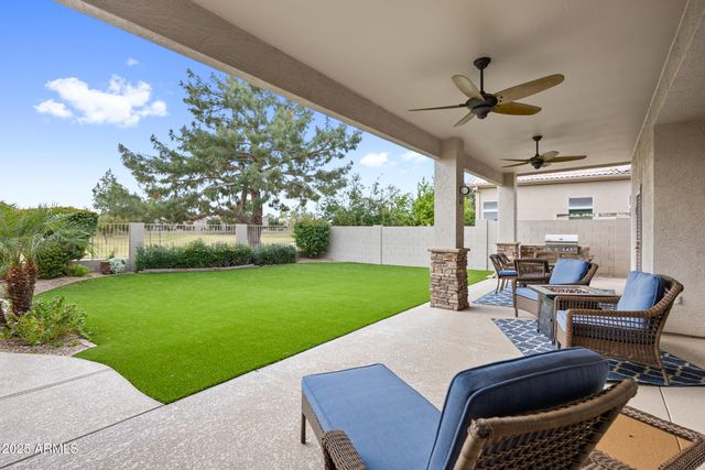 269 W EL FREDA Road, Tempe, AZ 85284